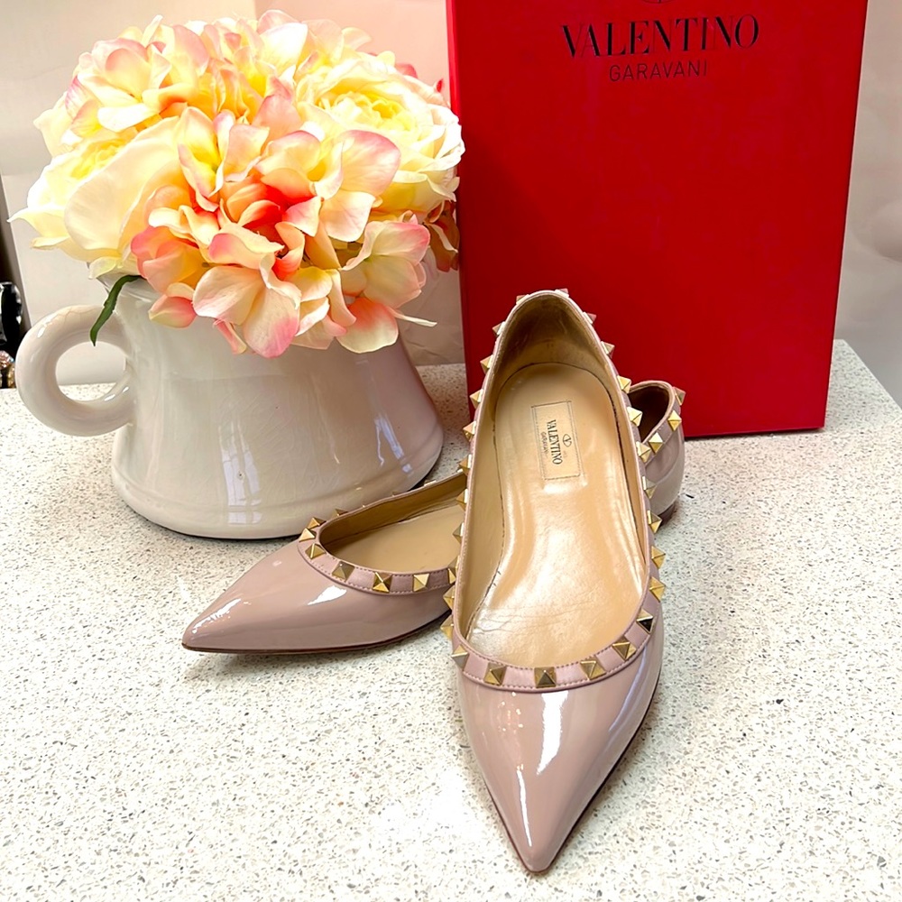 Valentino flats